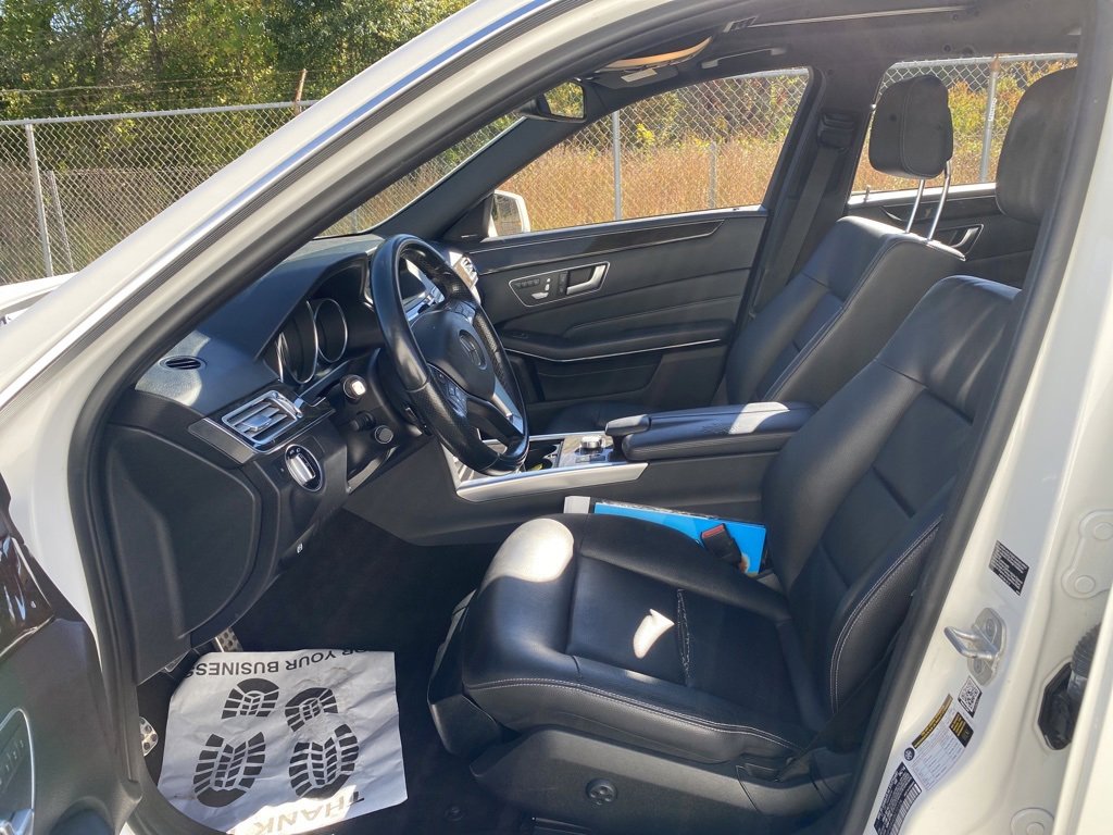 Used 2014 Mercedes-Benz E 250 BlueTEC Sedan image 22