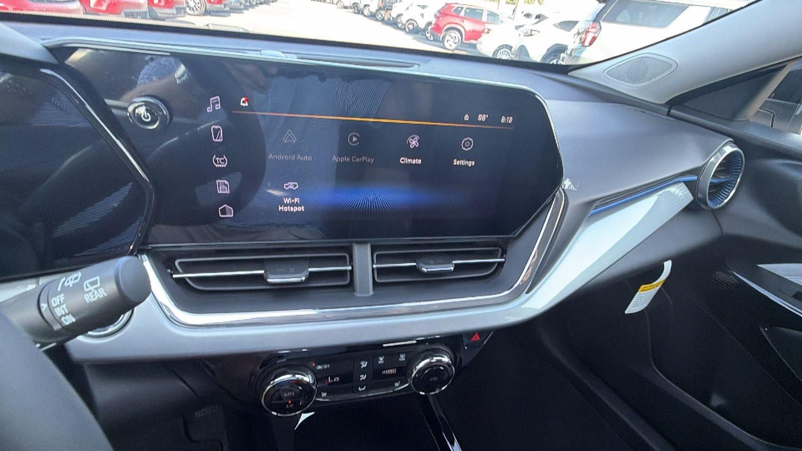 New 2026 Chevrolet Trax LT w/ Driver Confidence Package FWD image 24