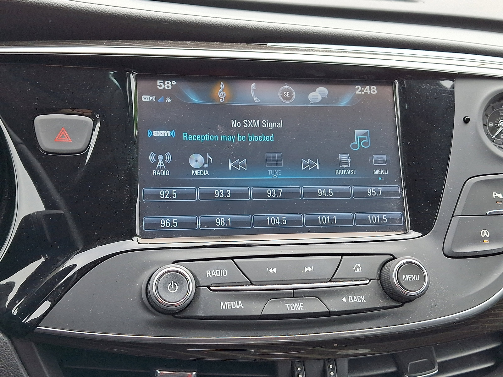 Used 2020 Buick Envision Essence image 16