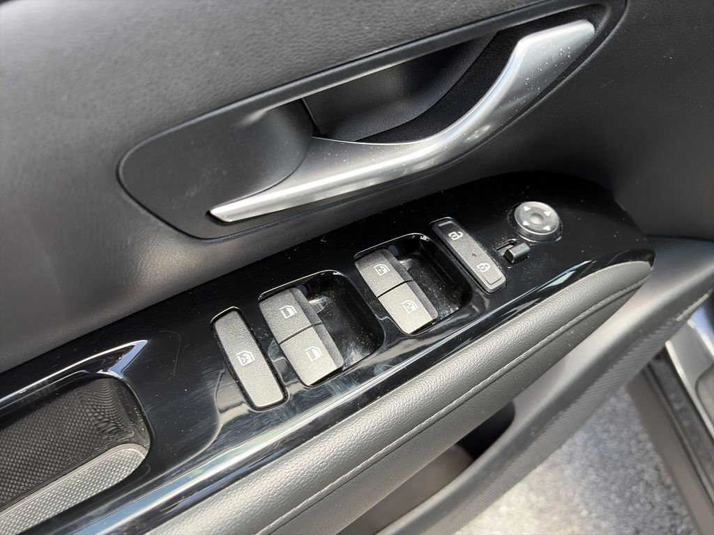 Used 2023 Hyundai Tucson Limited AWD/4WD image 19