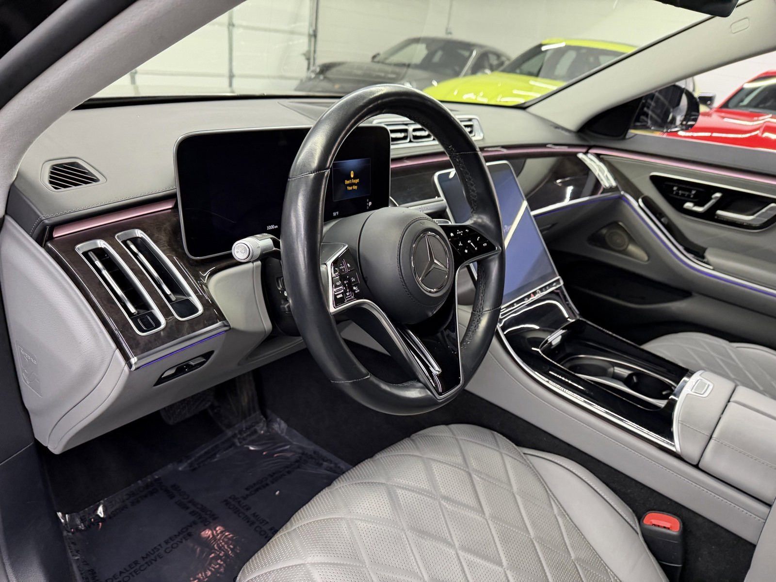 Used 2021 Mercedes-Benz S 580 4MATIC Sedan w/ Warmth & Comfort Package image 16