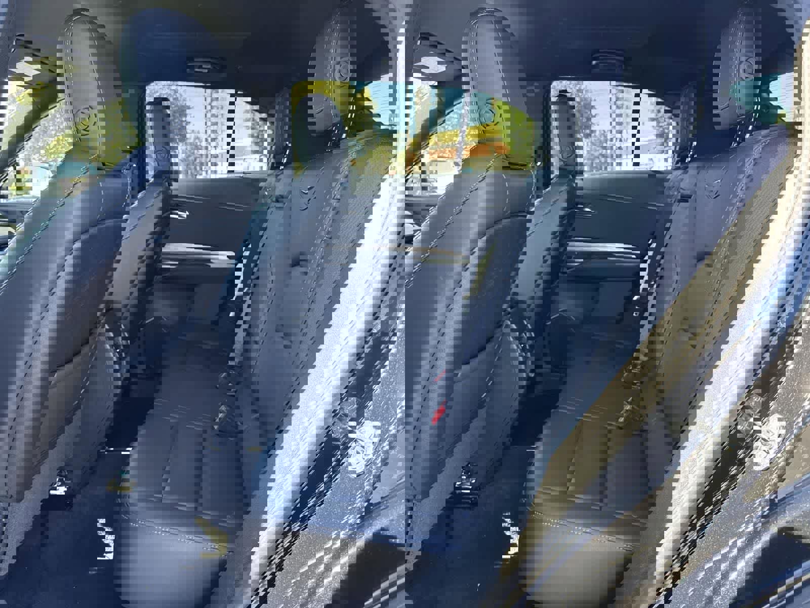 Used 2024 Cadillac XT4 Premium Luxury image 25