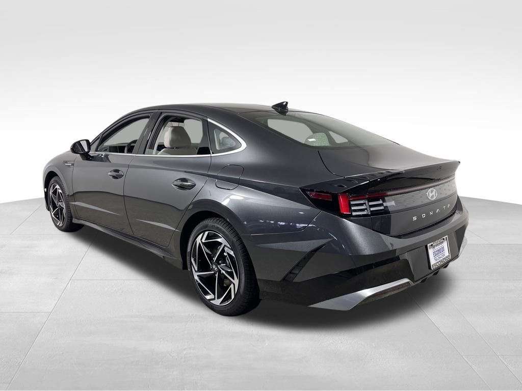 New 2026 Hyundai Sonata SEL image 3