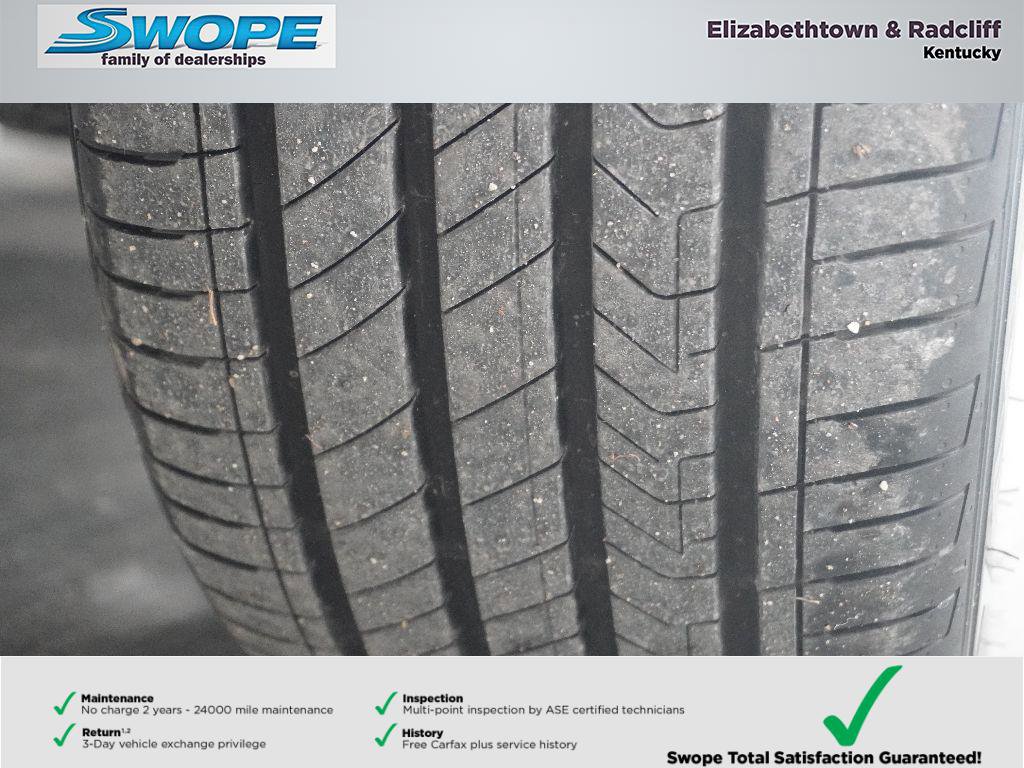 Used 2022 Dodge Charger SXT w/ Blacktop Package image 29