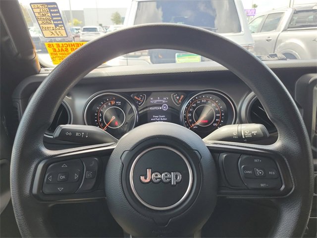 Used 2023 Jeep Gladiator Sport image 15