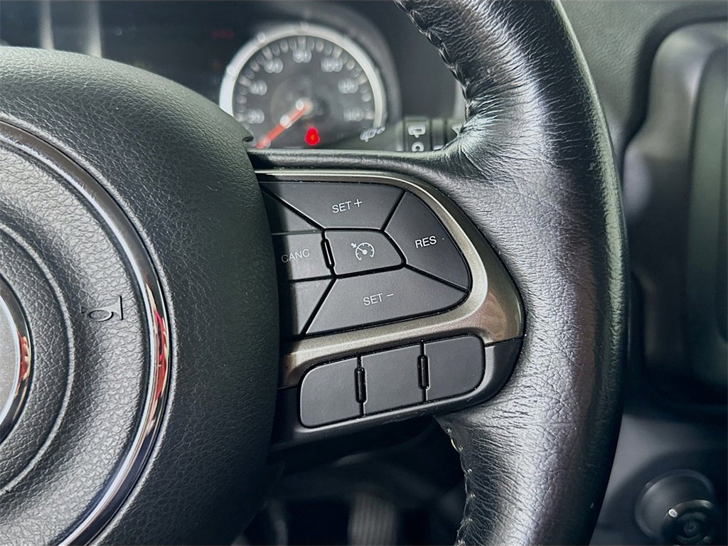 Used 2019 Jeep Renegade Limited w/ LED Lighting Group image 23