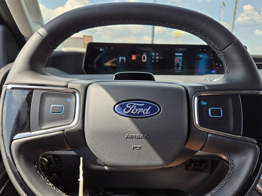 New 2025 Ford Expedition Platinum image 20