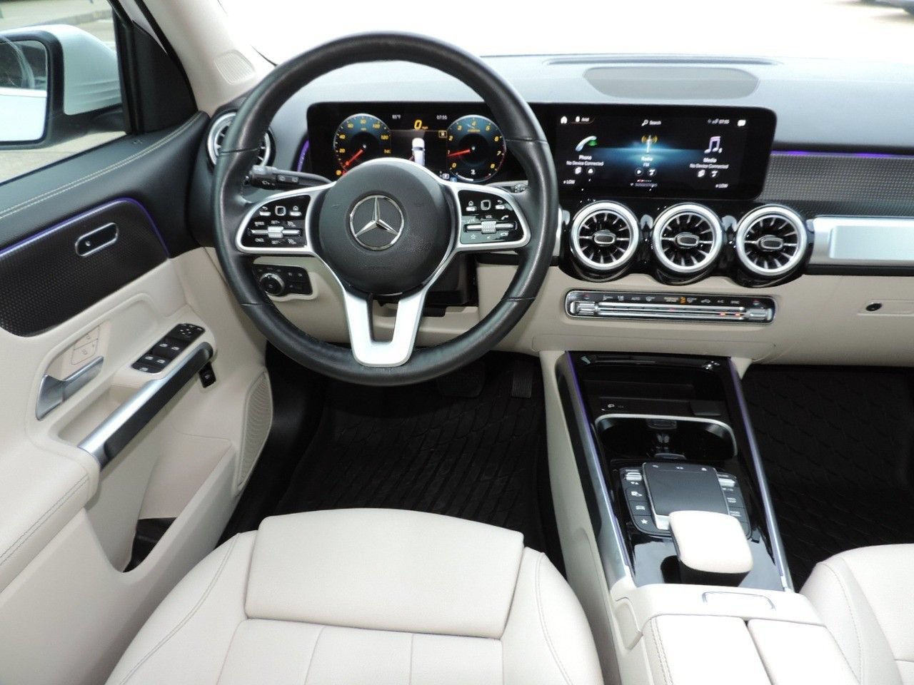 Used 2022 Mercedes-Benz GLB 250 4MATIC image 24