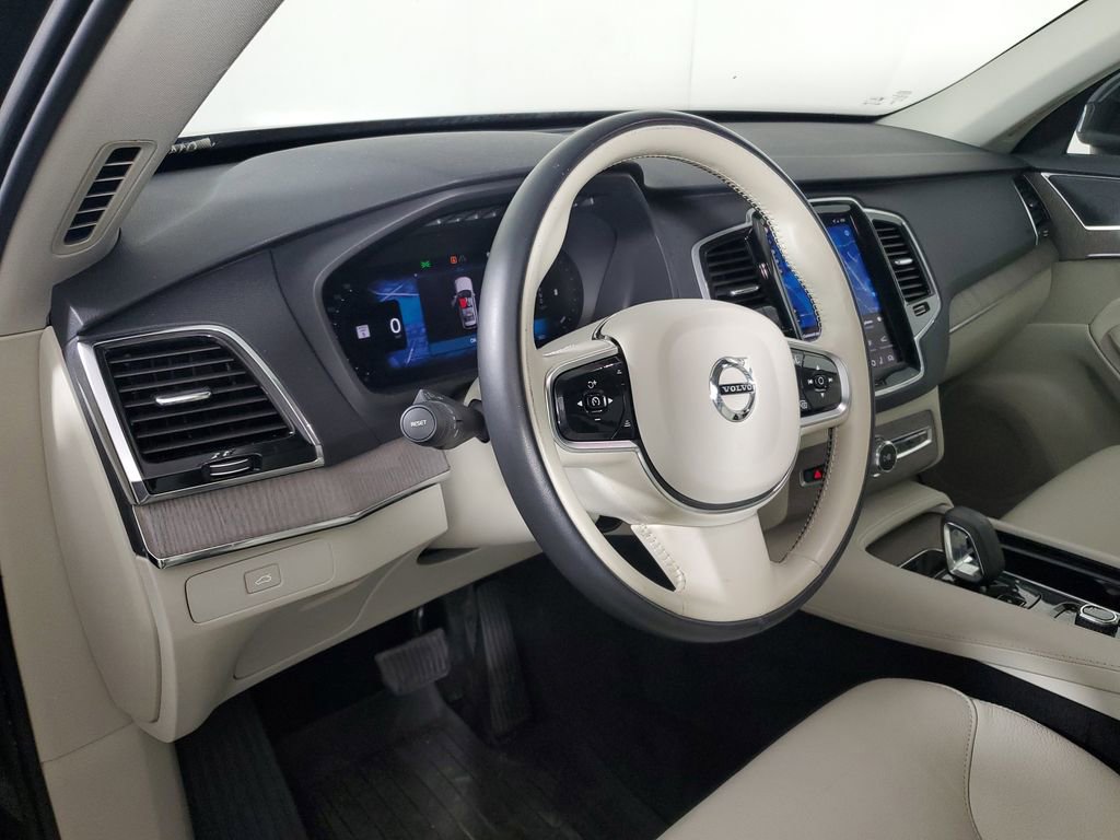 Certified 2023 Volvo XC90 B5 Plus w/ Protection Package Premier AWD/4WD image 28