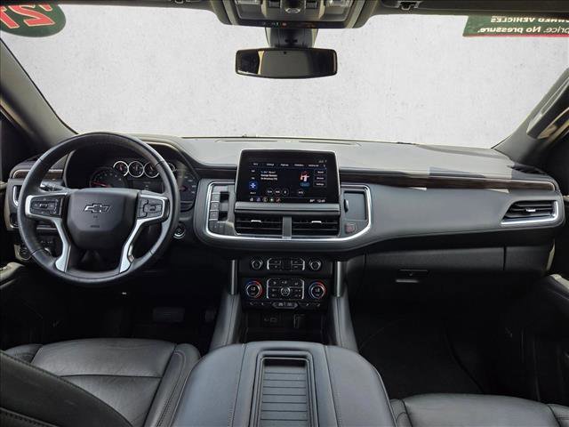 Used 2021 Chevrolet Tahoe Z71 w/ Luxury Package AWD/4WD image 16