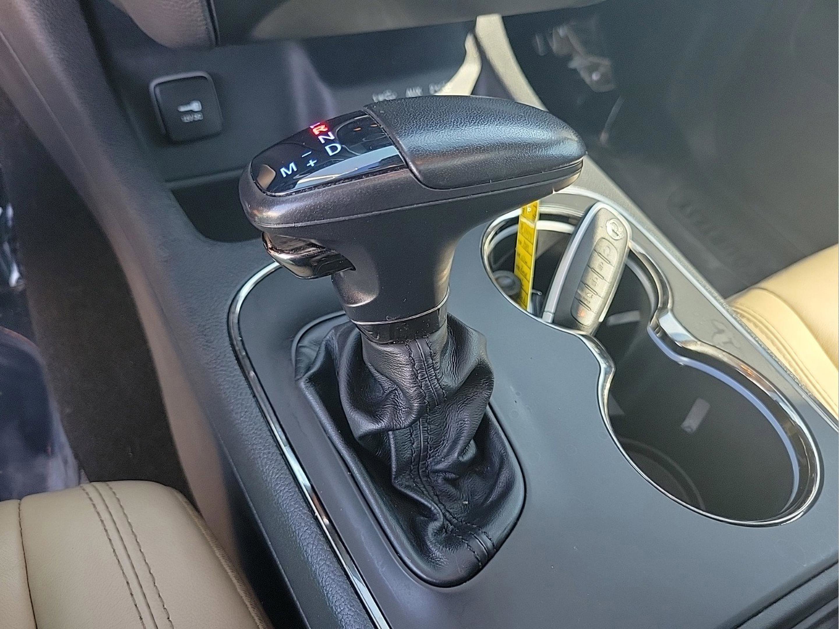 Used 2020 Dodge Durango GT image 32