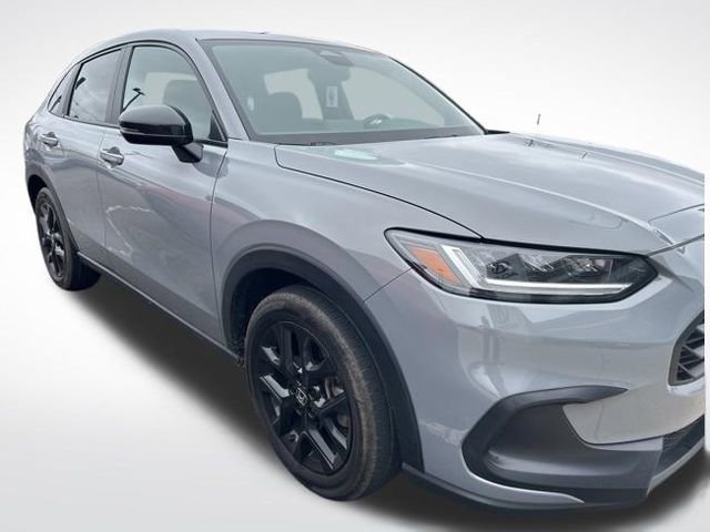 Used 2025 Honda HR-V Sport image 1