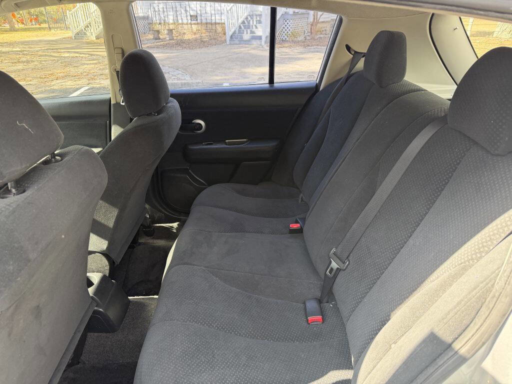 Used 2011 Nissan Versa 1.8 S w/ PWR Plus Pkg image 15