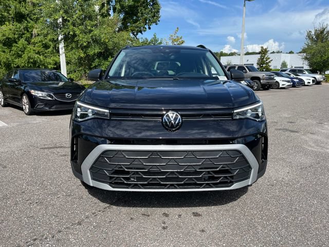 Certified 2025 Volkswagen Taos S AWD/4WD image 2