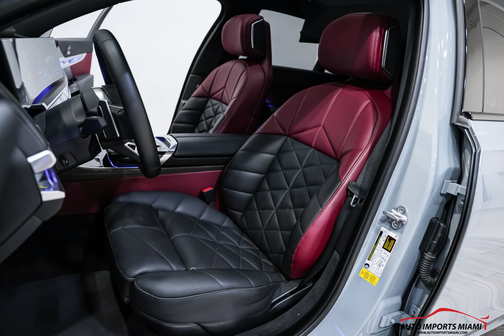 Used 2023 BMW 740i image 40