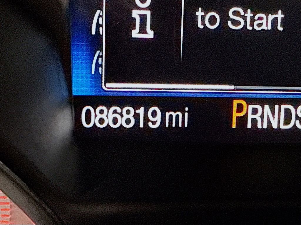 Used 2017 Ford Escape Titanium image 4