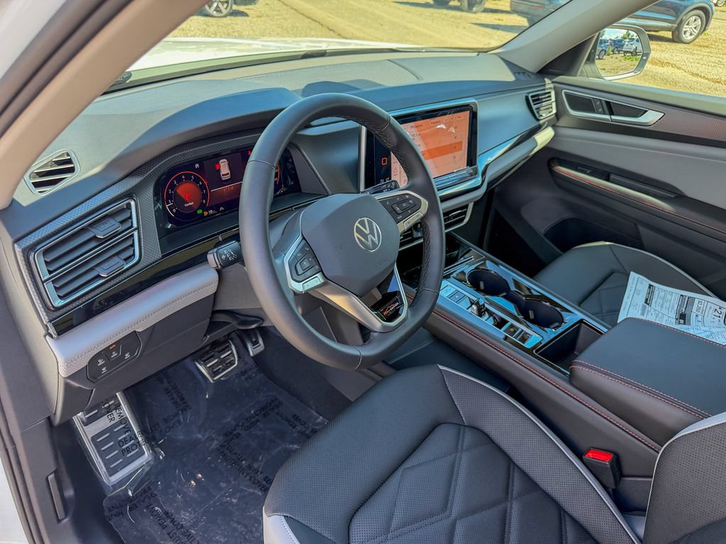 New 2026 Volkswagen Atlas Peak Edition AWD/4WD image 13