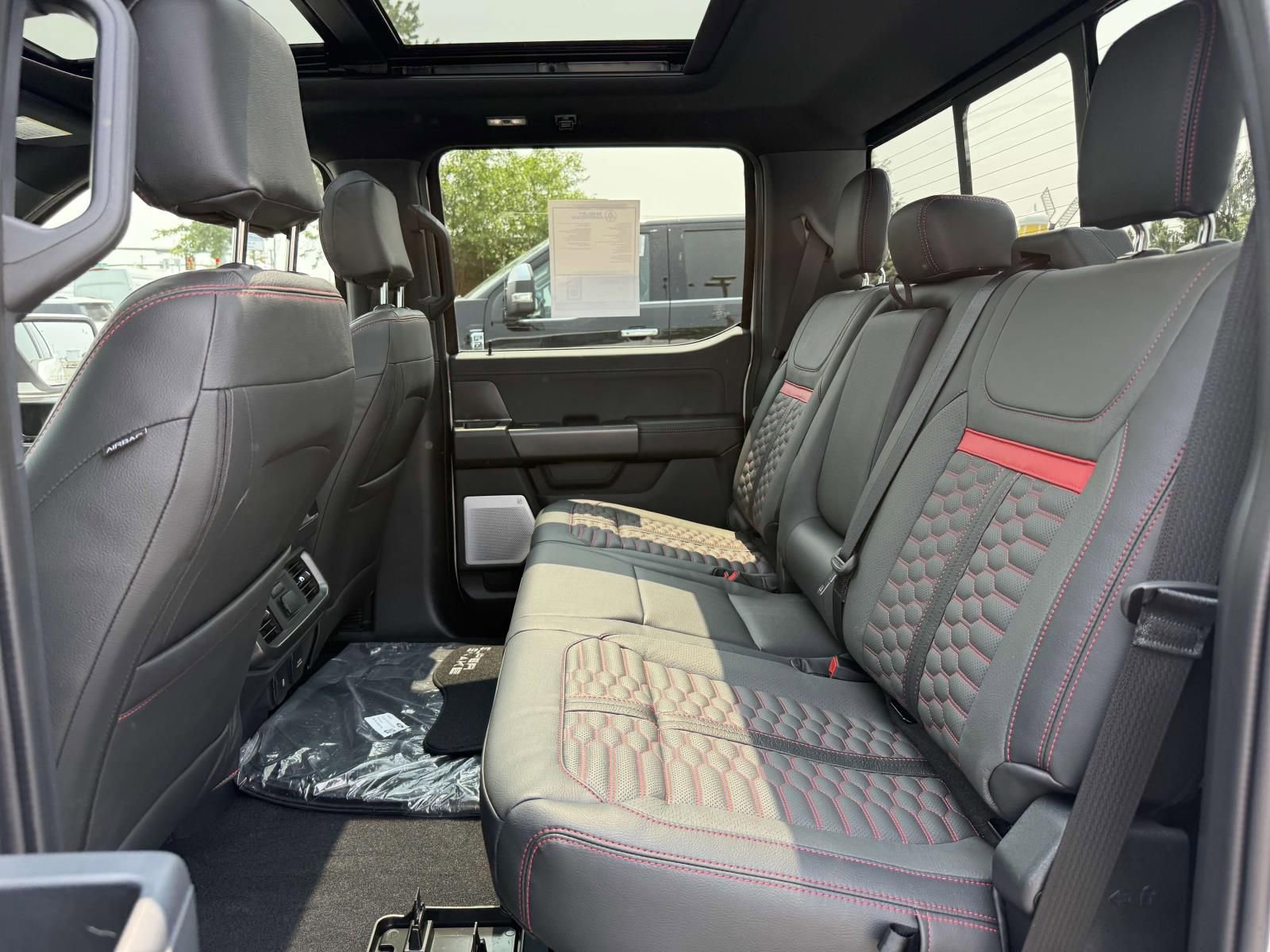 New 2025 Ford F150 Lariat w/ Equipment Group 502A High image 10