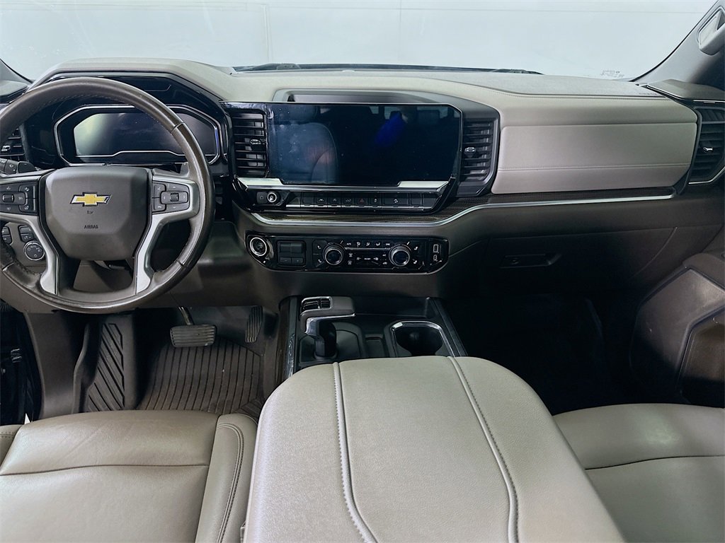 Used 2023 Chevrolet Silverado 1500 LT image 18