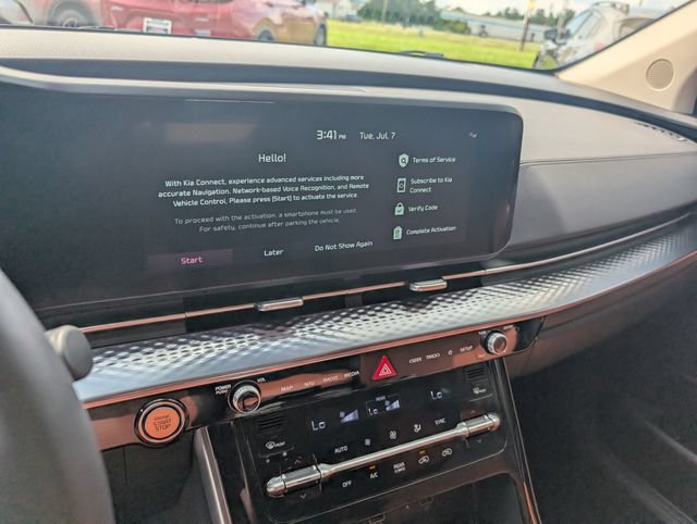 Used 2024 Kia Carnival SX Prestige FWD image 17
