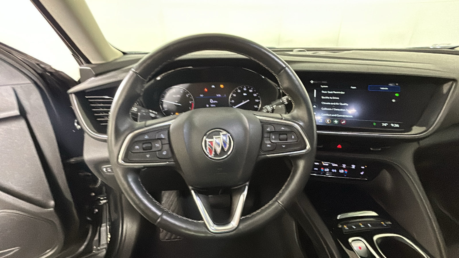Used 2023 Buick Envision Preferred AWD/4WD image 17