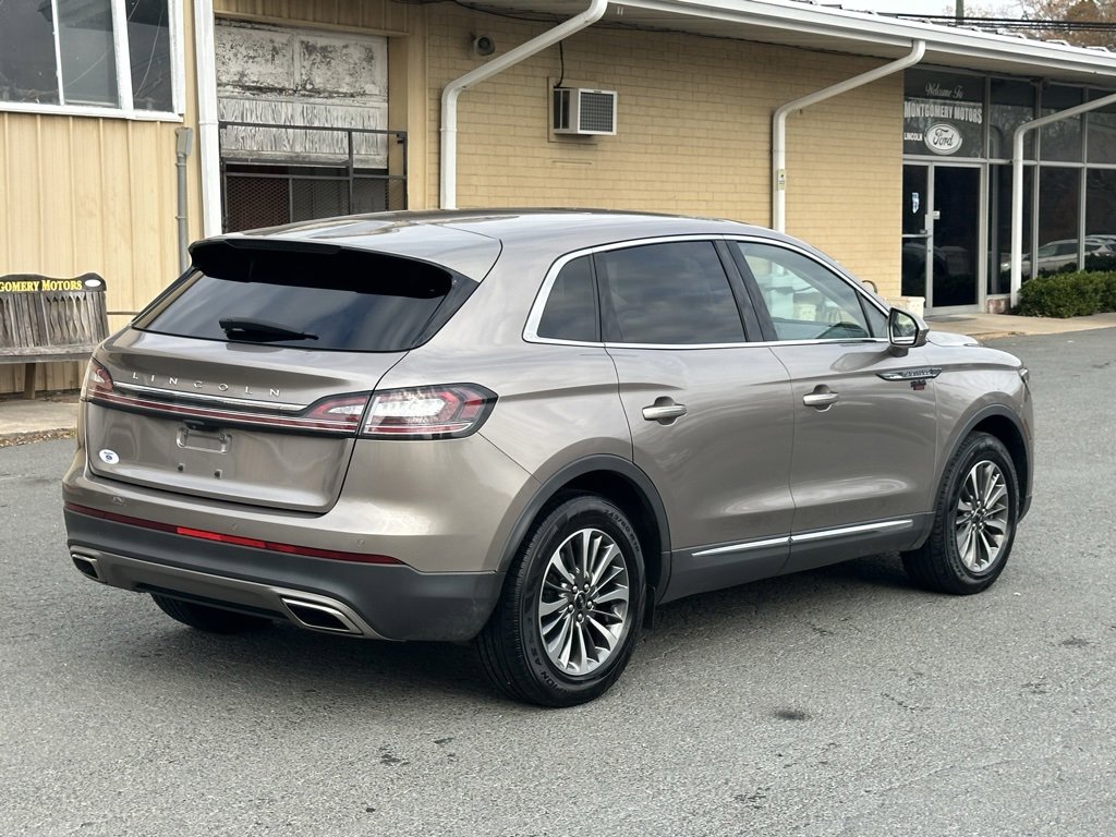 Used 2021 Lincoln Nautilus FWD w/ Equipment Group 101A image 9