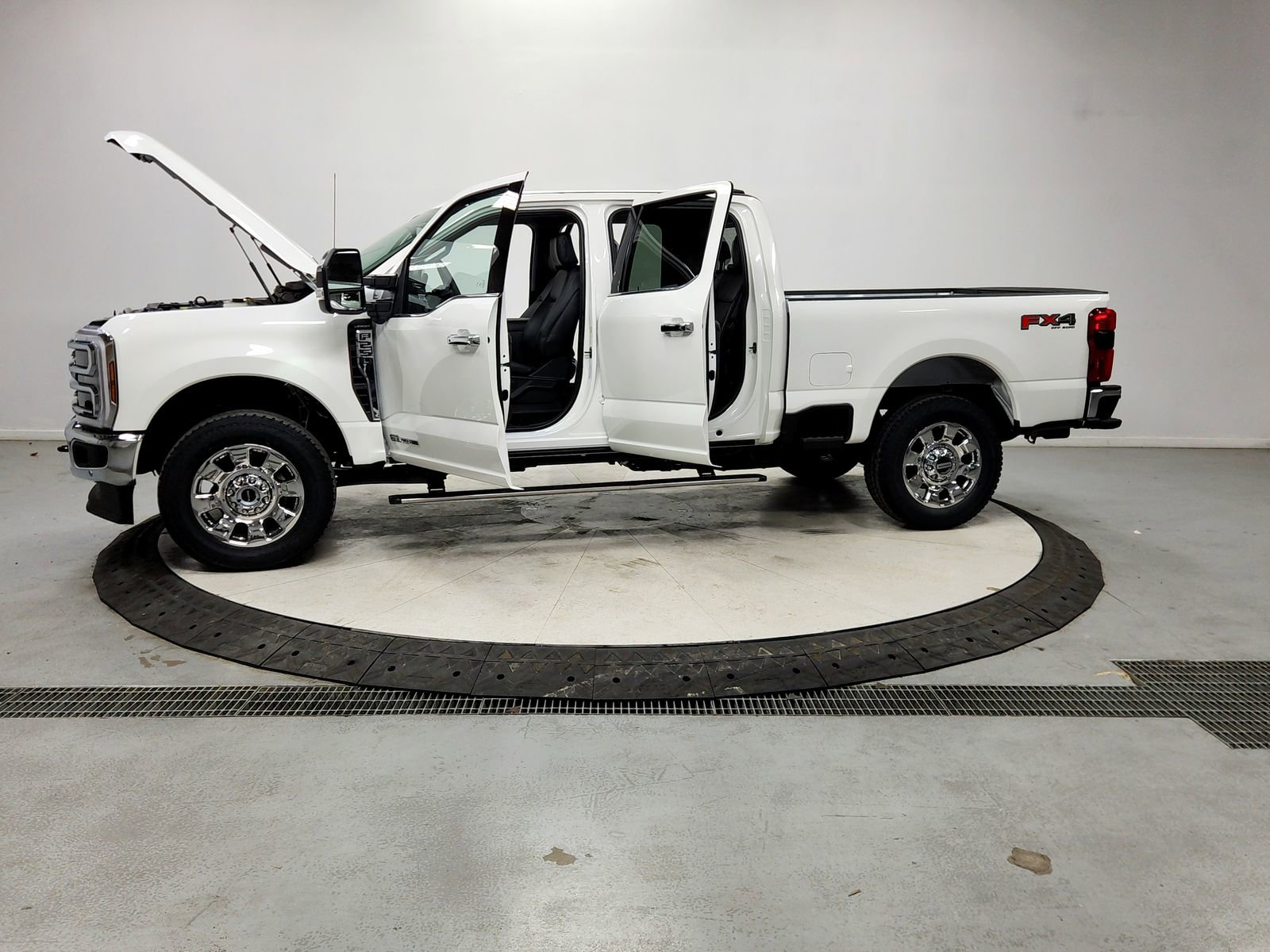 New 2026 Ford F250 Lariat w/ Lariat Premium Package image 12