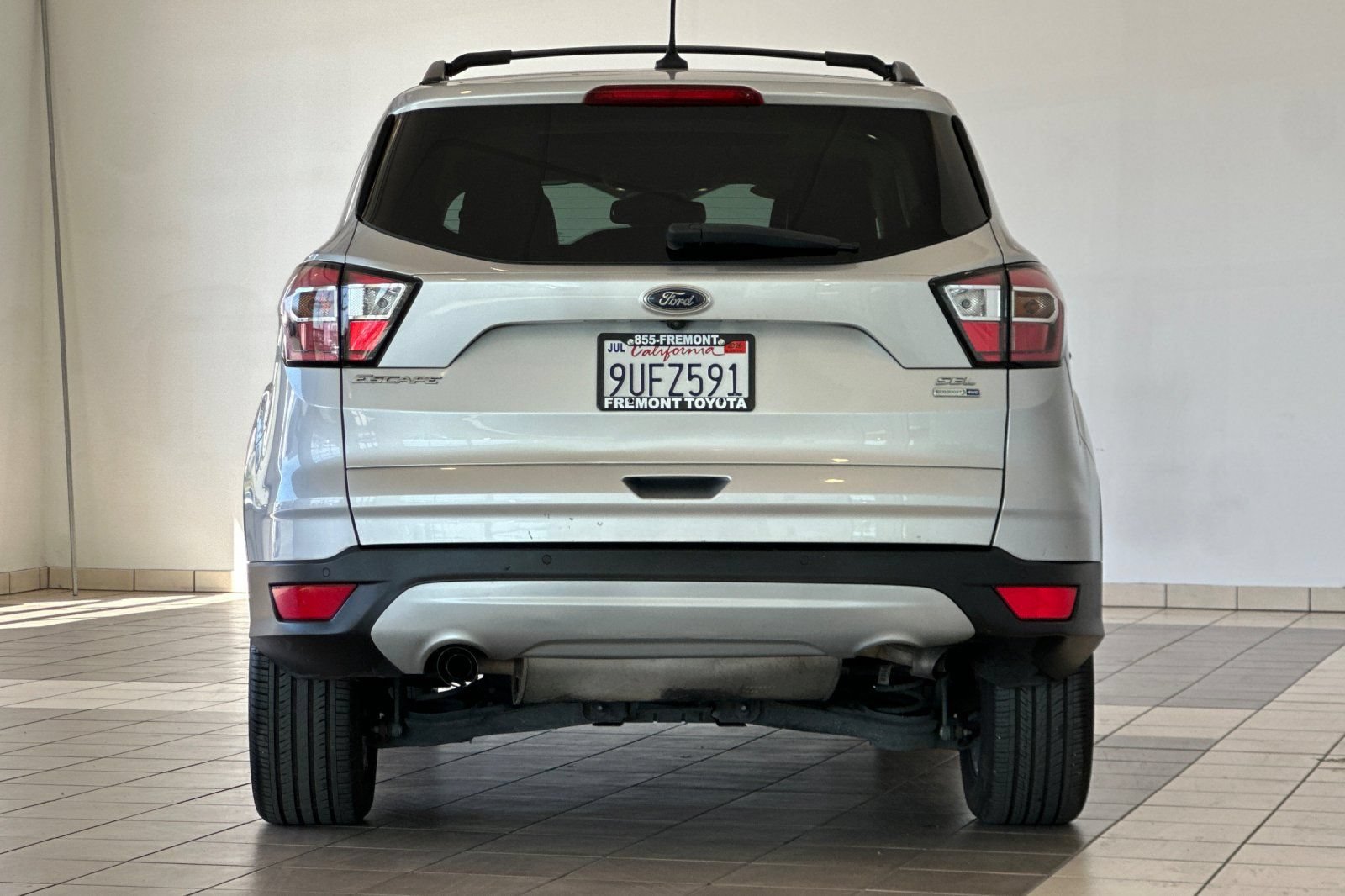 Used 2018 Ford Escape SEL w/ Ford Safe & Smart Package AWD/4WD image 5