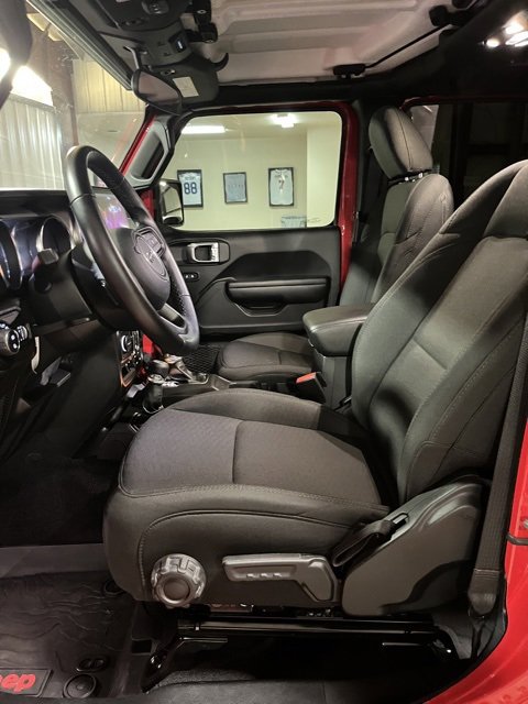 Used 2021 Jeep Gladiator Sport image 12