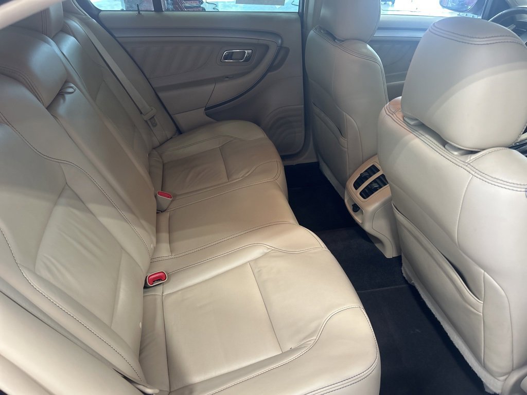 Used 2017 Ford Taurus SEL w/ Equipment Group 201A image 12