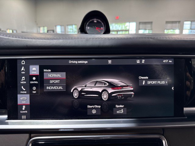 Used 2018 Porsche Panamera 4 AWD/4WD image 51