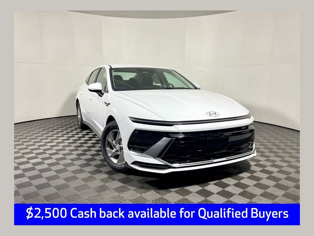New 2026 Hyundai Sonata SE image 1