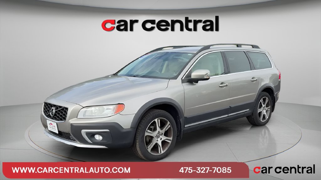 Used 2015 Volvo XC70 T6 w/ Proximity Package