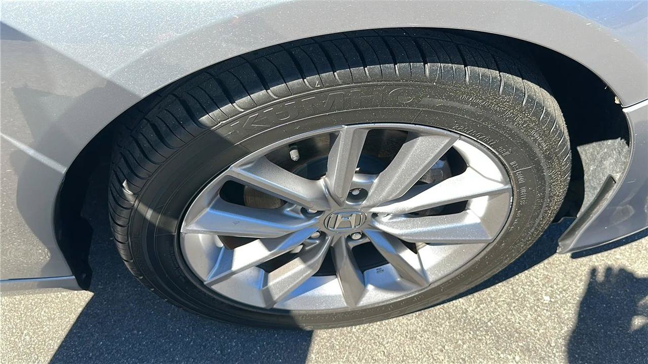Used 2018 Honda Accord EX-L image 18
