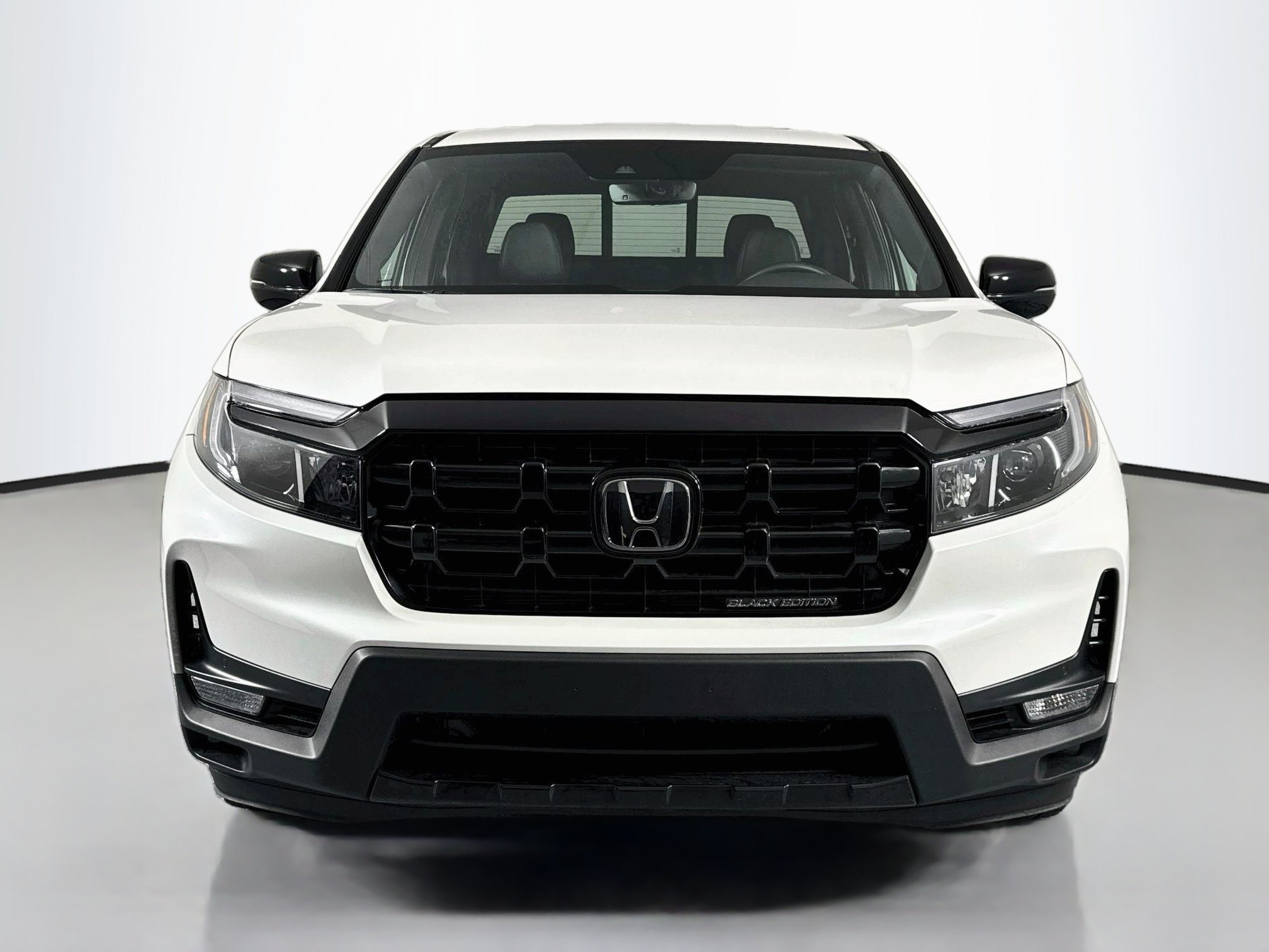 Certified 2024 Honda Ridgeline Black Edition image 2