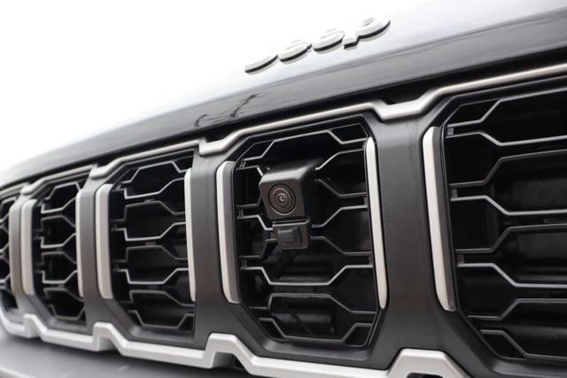 New 2026 Jeep Grand Cherokee Limited image 6