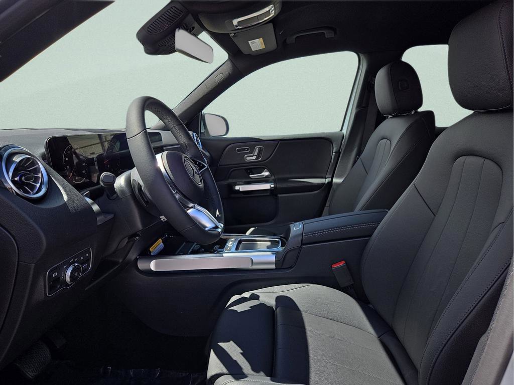 New 2026 Mercedes-Benz GLB 250 image 15
