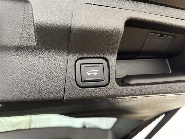 Certified 2022 GMC Acadia AT4 w/ Technology Package image 30