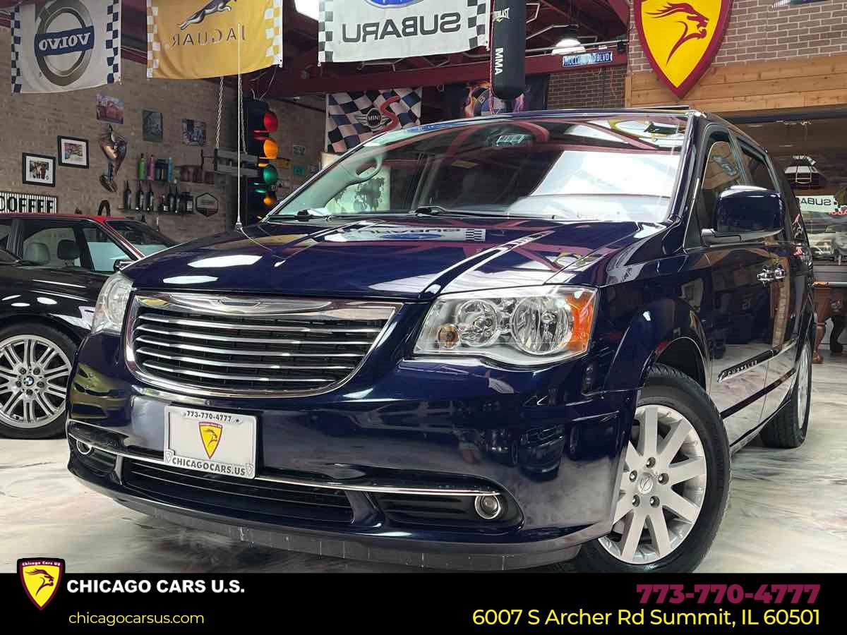 Used 2016 Chrysler Town & Country Touring w/ Driver Convenience Group FWD image 1
