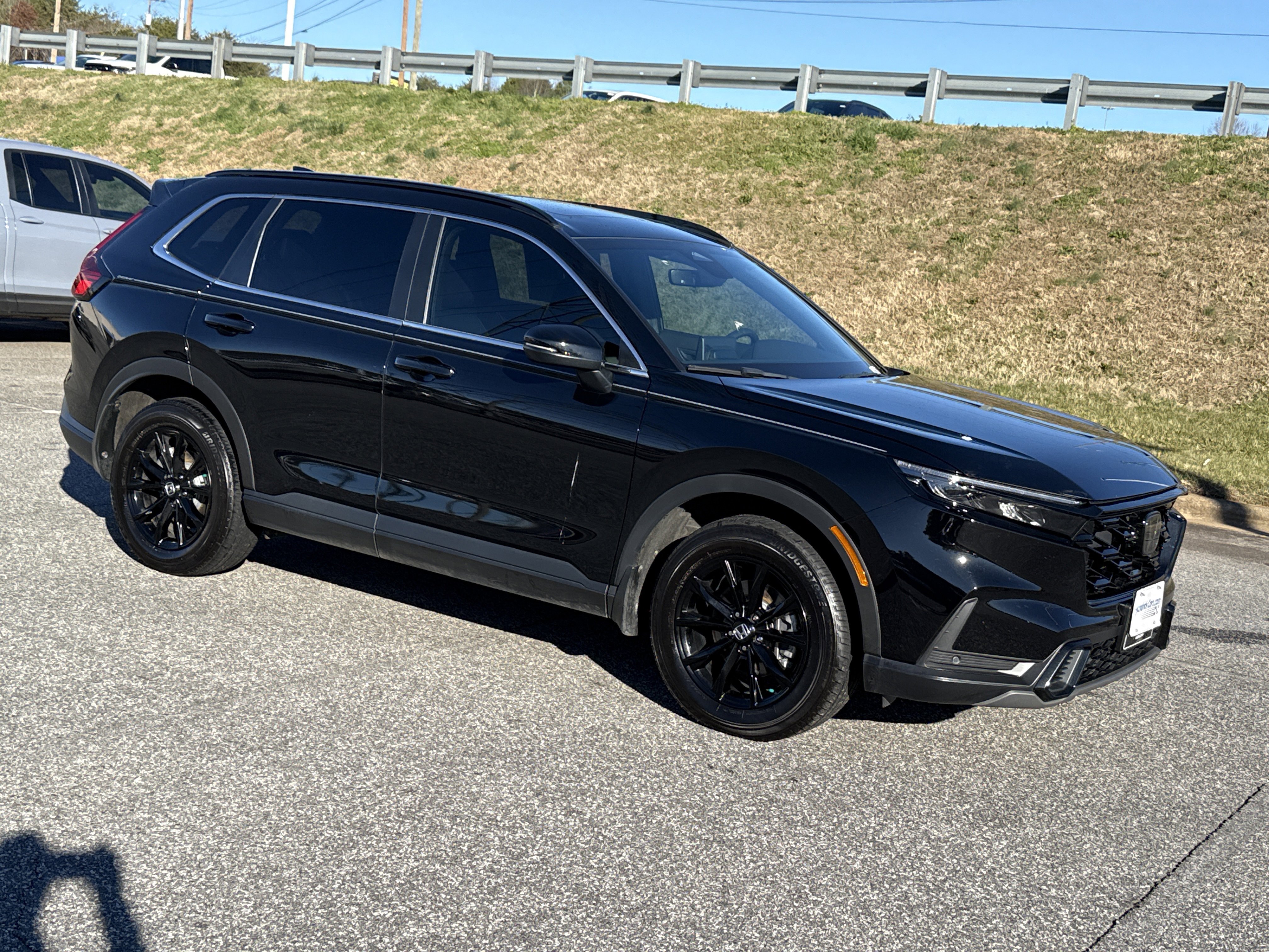 Certified 2025 Honda CR-V Sport-L image 2