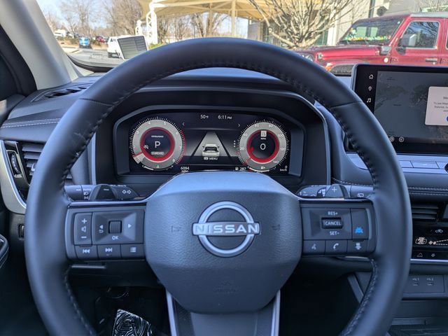 Used 2025 Nissan Rogue SL w/ SL Premium Package FWD image 30