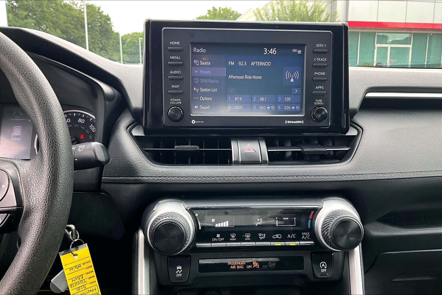 Used 2021 Toyota RAV4 LE AWD/4WD image 35
