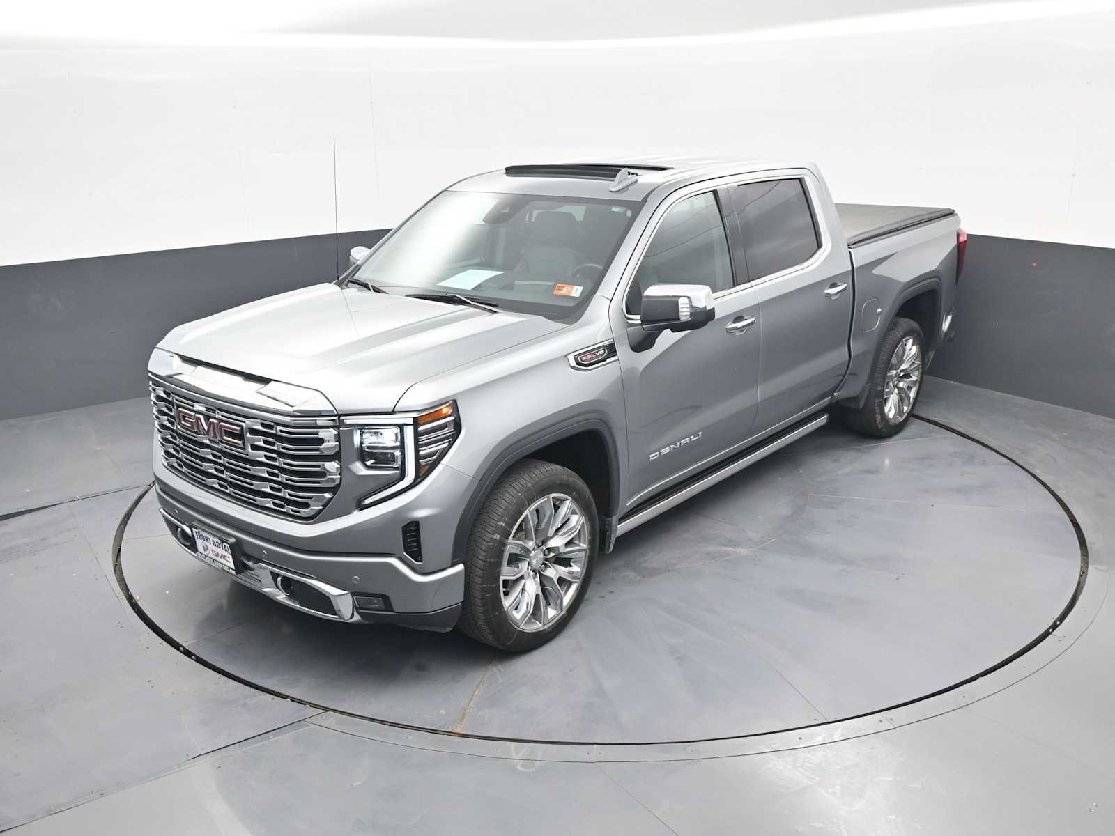 Used 2024 GMC Sierra 1500 Denali w/ Denali Reserve Package AWD/4WD image 30