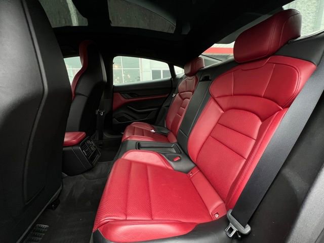 Used 2020 Porsche Taycan 4S image 23