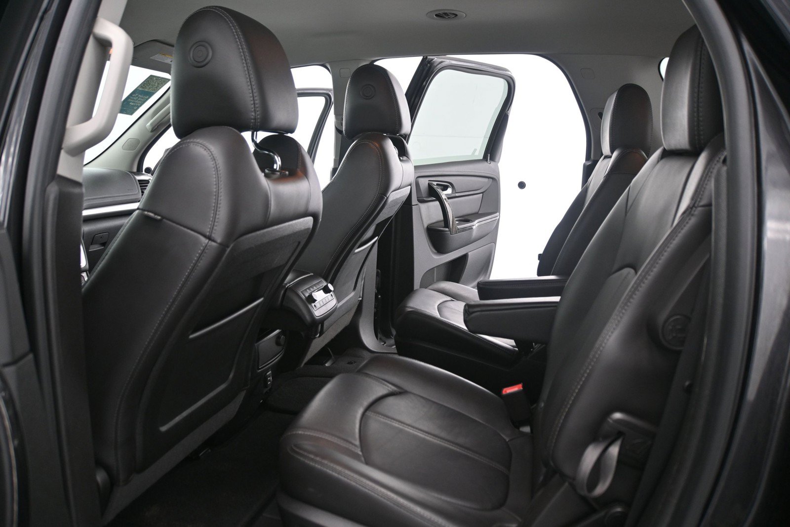 Used 2017 GMC Acadia Limited SLT AWD/4WD image 18