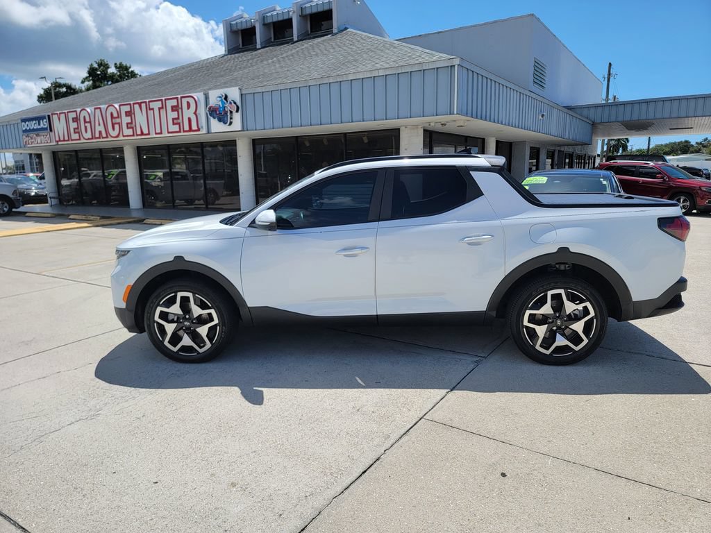 Used 2022 Hyundai Santa Cruz Limited AWD/4WD image 2