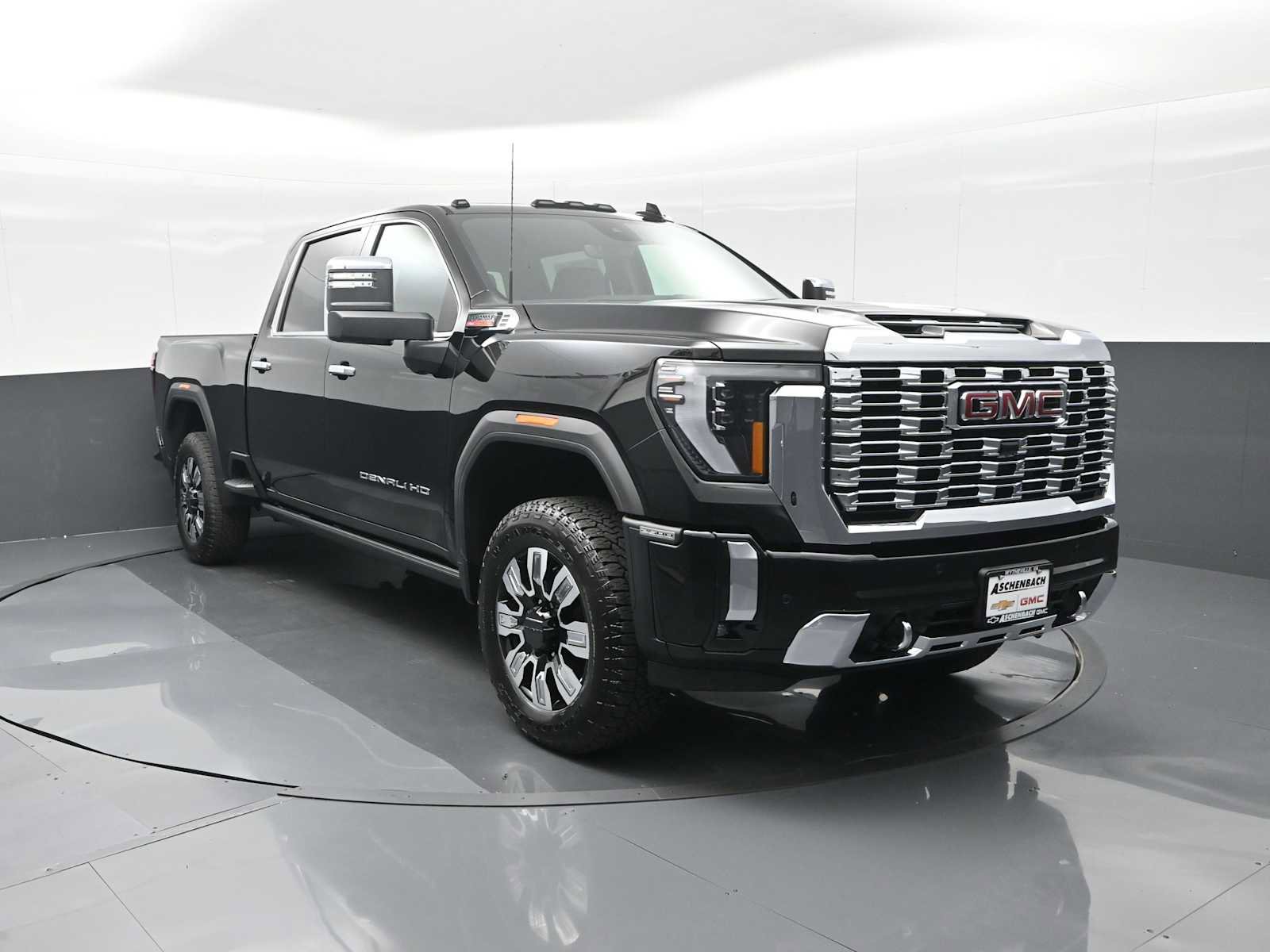 New 2025 GMC Sierra 2500 Denali w/ Technology Package image 1