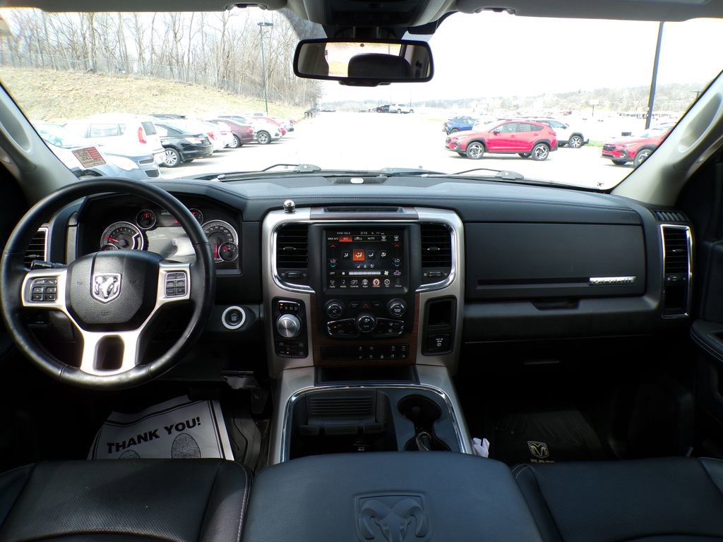 Used 2017 RAM 1500 Laramie w/ Convenience Group AWD/4WD image 11