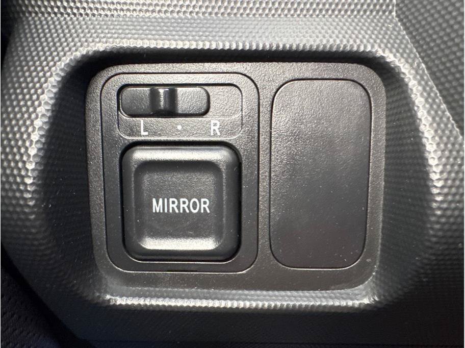 Used 2008 Honda Fit Sport image 21
