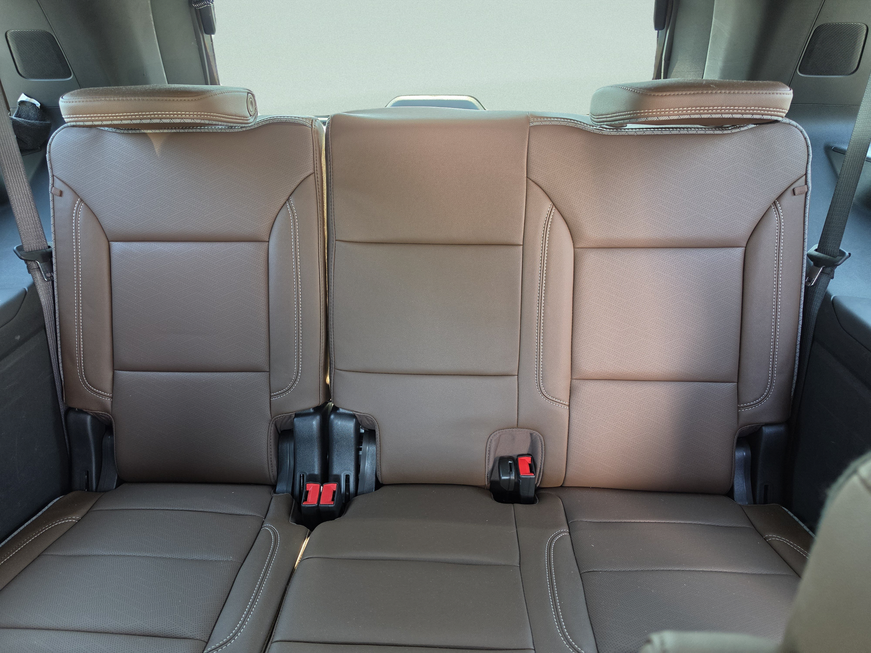Used 2024 Chevrolet Tahoe High Country w/ LPO, Illumination Package AWD/4WD image 23
